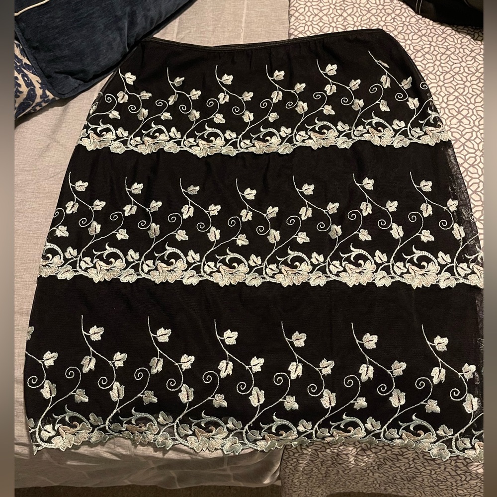 Women’s Karen Kane Lifestyle Skirt size Large